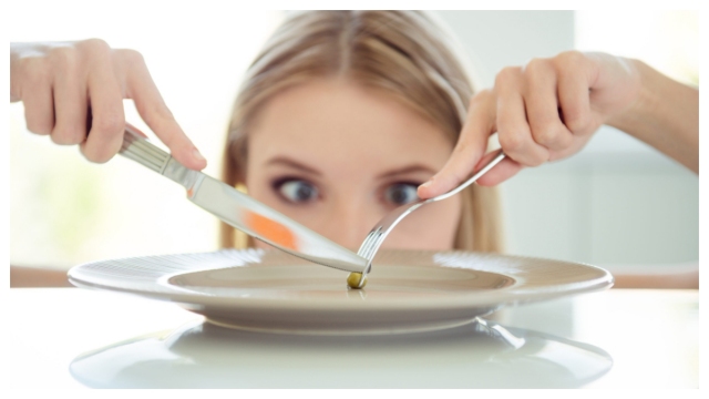 Clean Eating or Control Freaking? The Dangerous Obsession with “Pure” Food